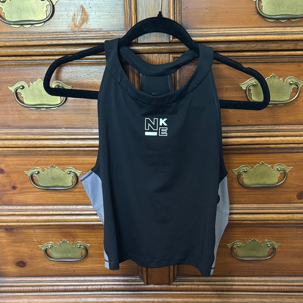 Nike Black and Gray Women's Tank Top